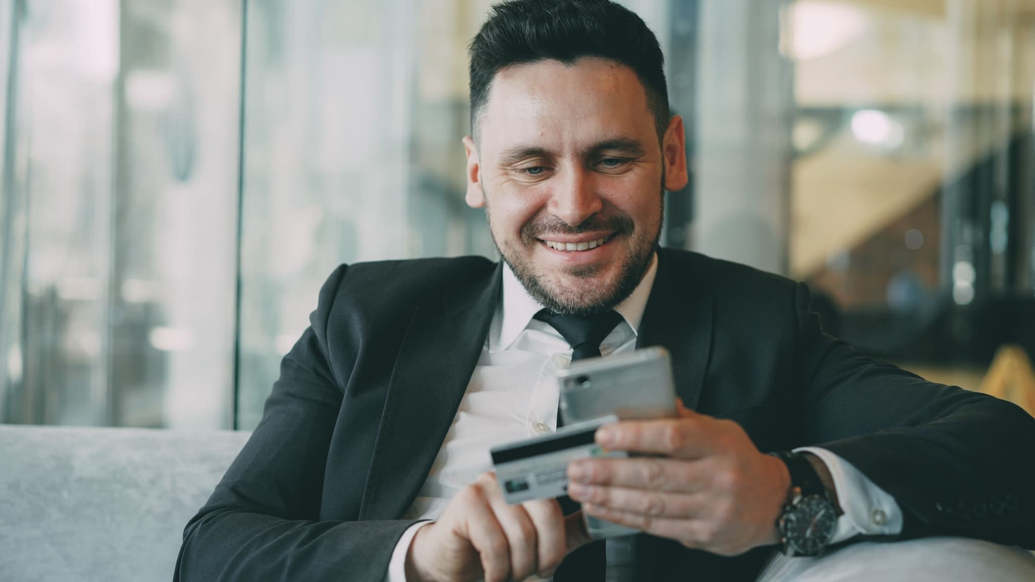 Customer Experience & Digital Banking